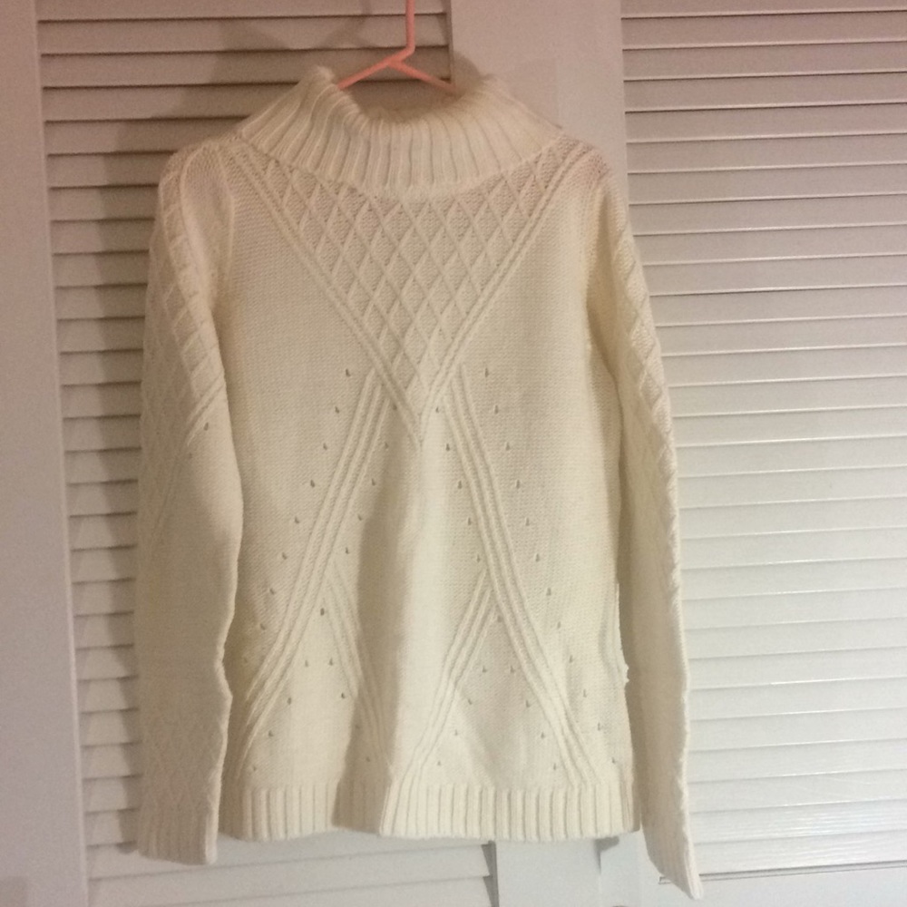 Cream knitted sweater